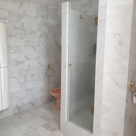 La Suite Louis XVI